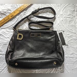 DKNY double zipper cross body purse/bag leather